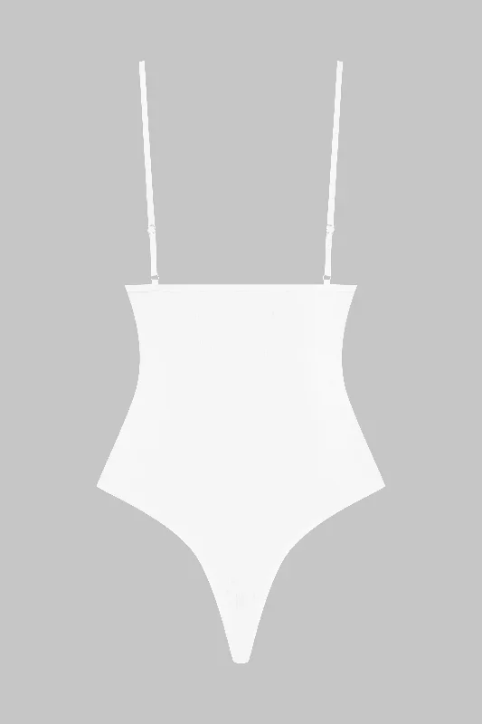 la-femme-amazone-body-string-bretelles-blanc